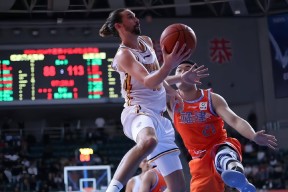 九州体育平台-包含雄鸟队新教练带领球队脱胎换骨，焕发新生的词条